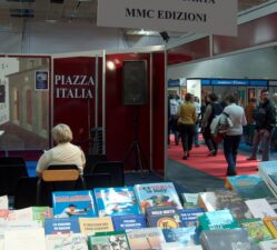La nostra presenza alla Fiera Internazionale del Libro 2004 - Torino